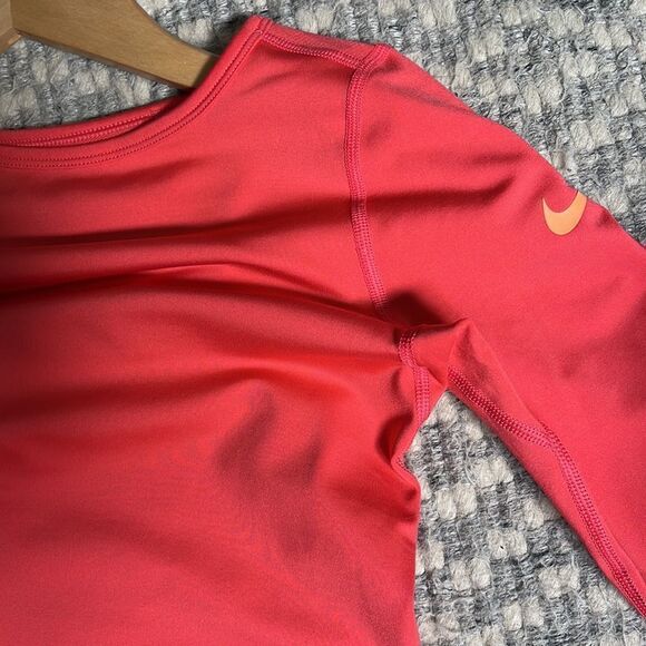 Girls Nike Dri-fit Long Sleeve Shirt Base Layer Size Medium - Picture 6 of 6